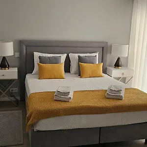 apt-main-avenue-ii.hotelaalgarve.com/